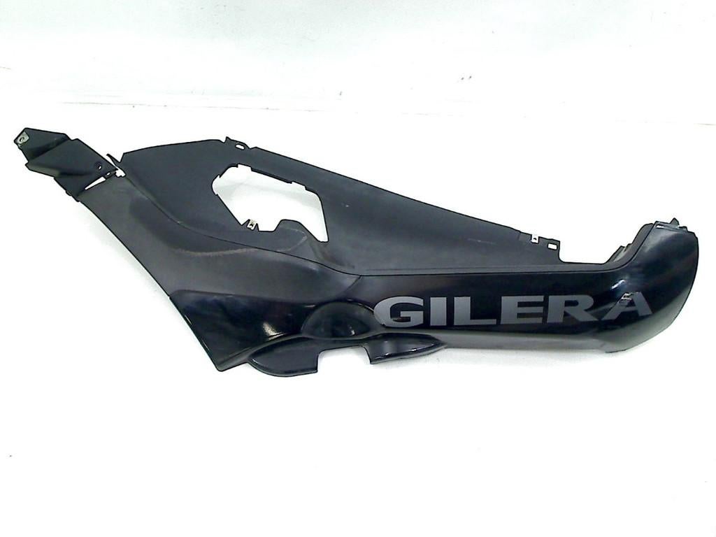 ONDERKUIP RECHTS Gilera Fuoco 500 2013-2015, Dhr. S. di Majo, Gebruikt, Info@cama-motorparts.nl, P.J. Troelstraweg 8 8
3144 CX  MAASSLUIS, NL