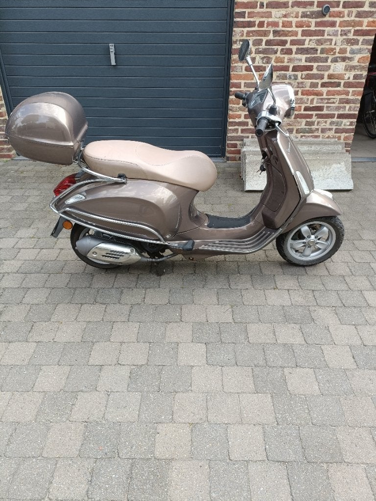 Vespa primavera 50cc 4takt 4 V B-klasse, Vélos & Vélomoteurs, Scooters | Vespa, Utilisé, Classe B (45 km/h), Essence, Enlèvement