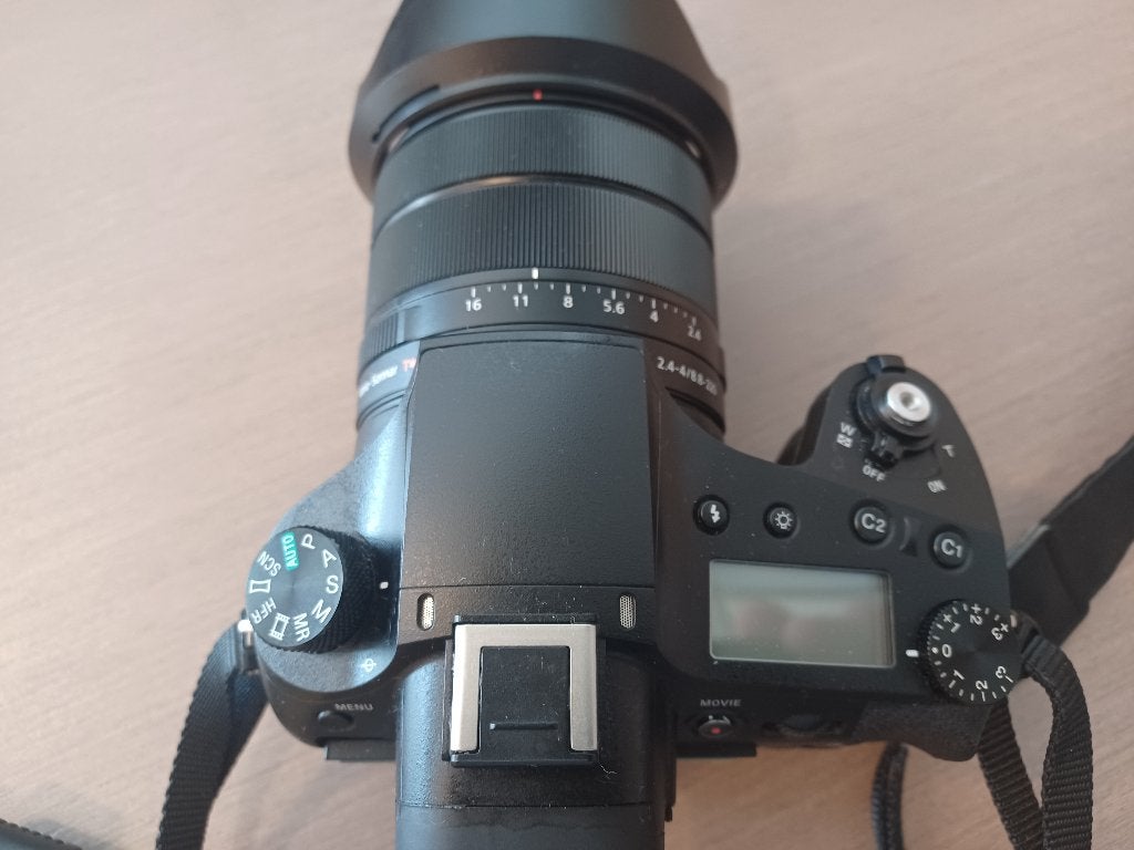 Sony RX10 Mark III, TV, Hi-fi & Vidéo, Appareil photo bridge, 20 mégapixels, Enlèvement ou Envoi, Utilisé