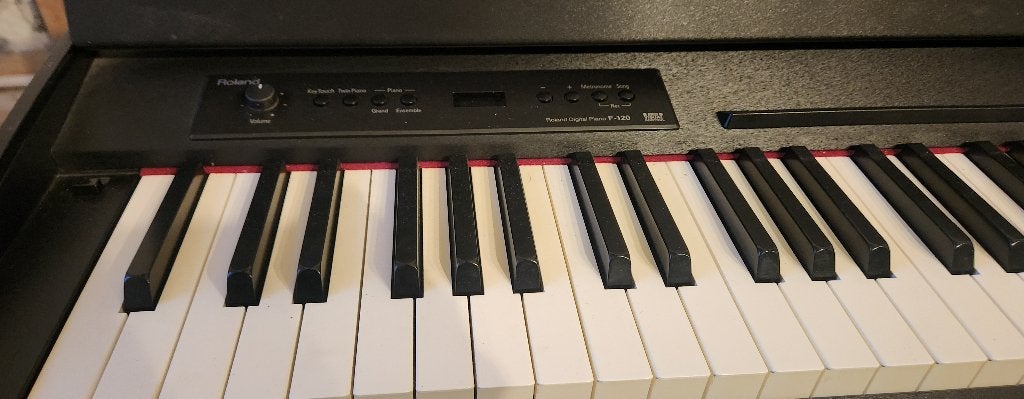 Piano roland f 120, Musique & Instruments, Pianos, Digital, Enlèvement, Utilisé, Piano