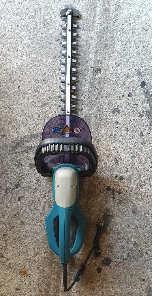 230 V Heggenschaar 55 cm, Ophalen, Gebruikt, Elektrisch, Makkita