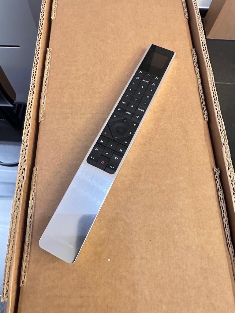 Bang & Olufsen Beovision Eclipse 65 met upgrade LG C5 - B&O, TV, Hi-fi & Vidéo, Info@bang-olufsen.dk, Comme neuf, Enlèvement, Bang & Olufsen Alle 1 / DK-7600 Struer / Denmark