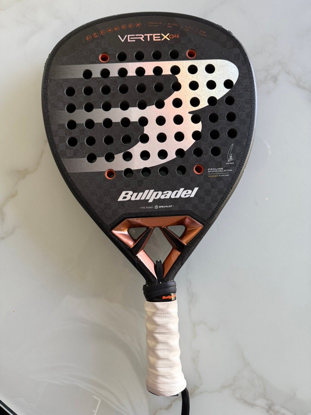 Bullpadel Vertex 04, Enlèvement ou Envoi, Comme neuf