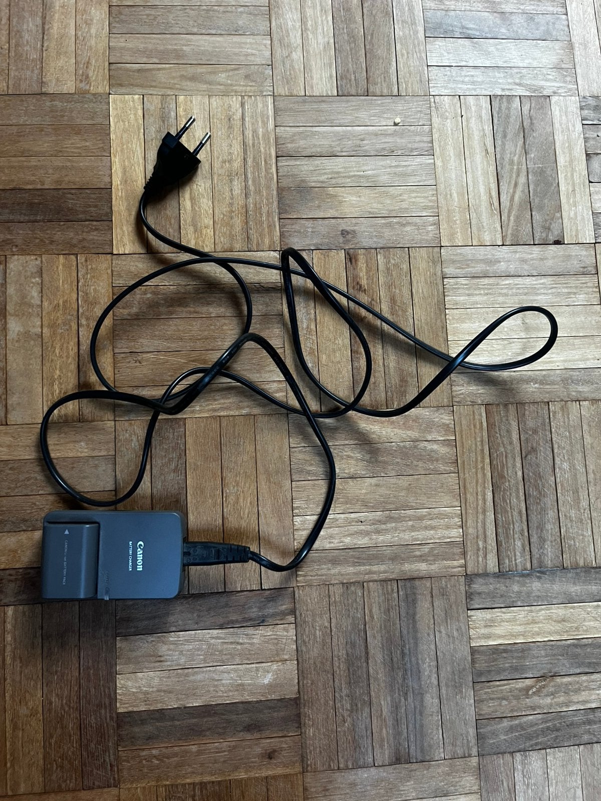 Chargeur de batterie canon, Ophalen of Verzenden, Refurbished