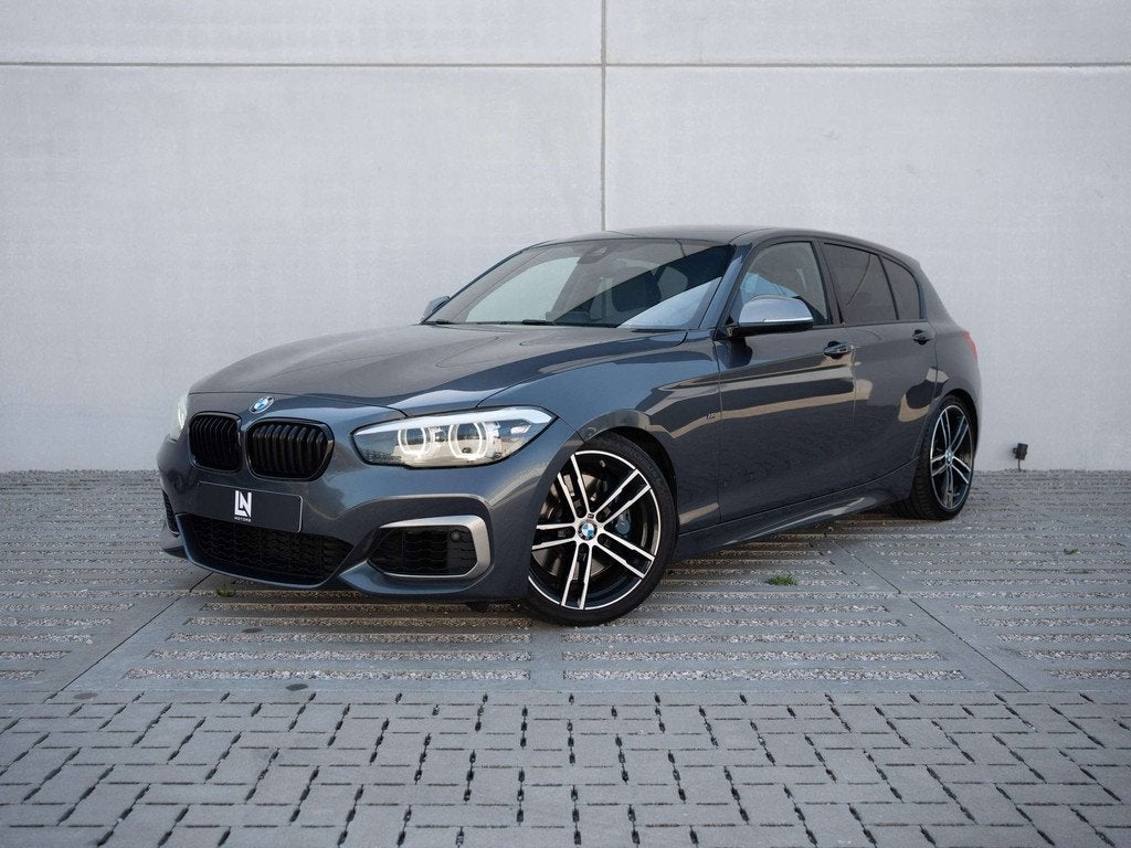 BMW 140 M140iAS | Shadow Edition | M-Performance Details | M, Autos, Achat, Euro 6, Entreprise, https://public.car-pass.be/vhr/6b04f1ce-88f8-41f9-a912-9872bc1b18e7