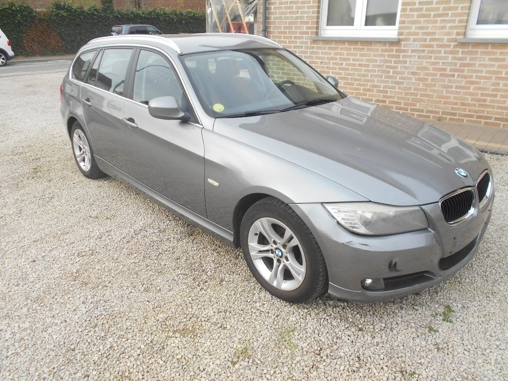 BMW 318TD TOURING - 2011 - EURO5, Auto's, 100 kW, 1995 cc, https://public.car-pass.be/vhr/a1fd2b0c-0cd4-47ad-a005-1bf4732ba21a