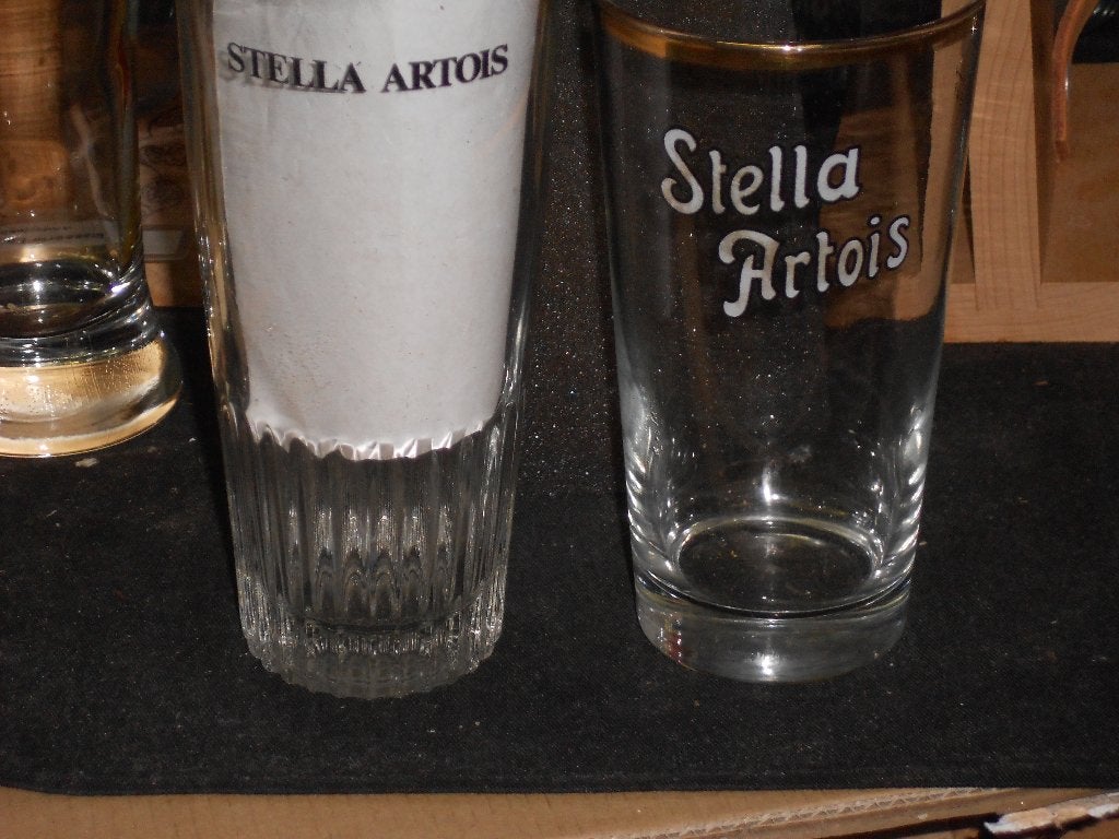 Bierglazen Stella Artois.D 155, Ophalen of Verzenden, Zo goed als nieuw, Glas of Glazen, Stella Artois