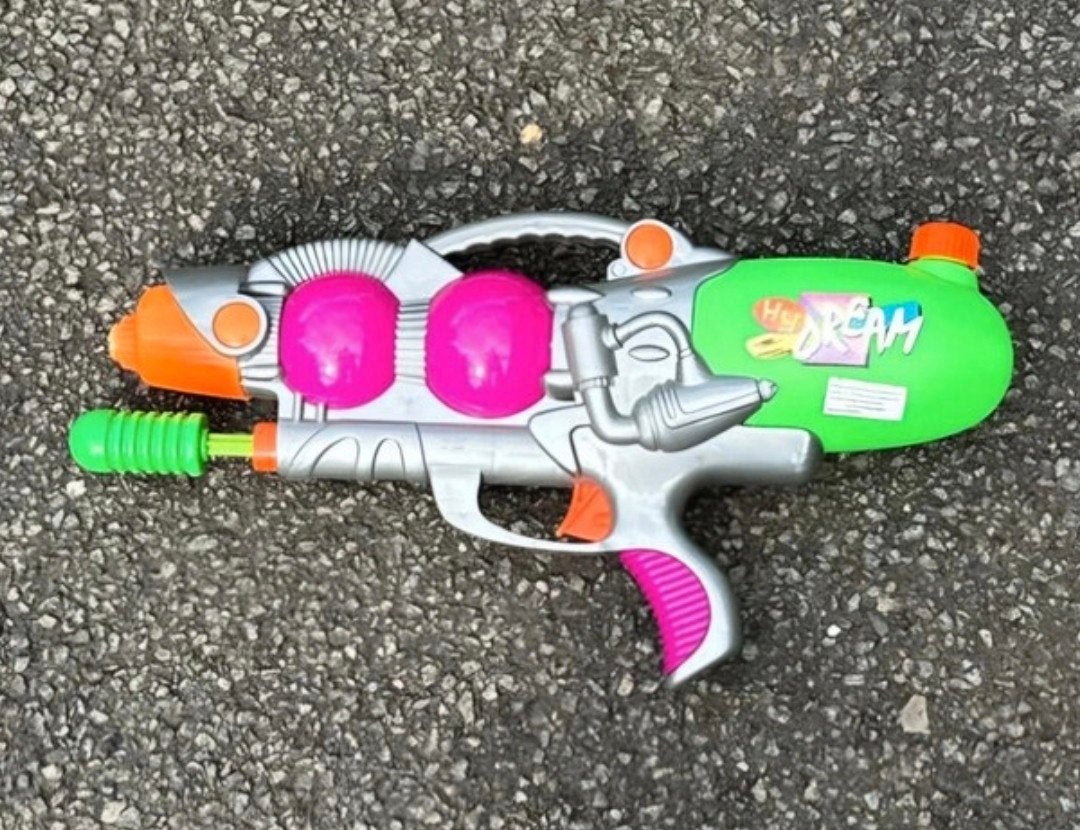 waterpistool, Ophalen