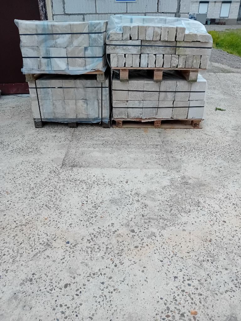 BLOCS YTONG T. 15,7 m2 à 8,9 €/m2/14 cm d'épaisseur de paroi, Enlèvement, Comme neuf