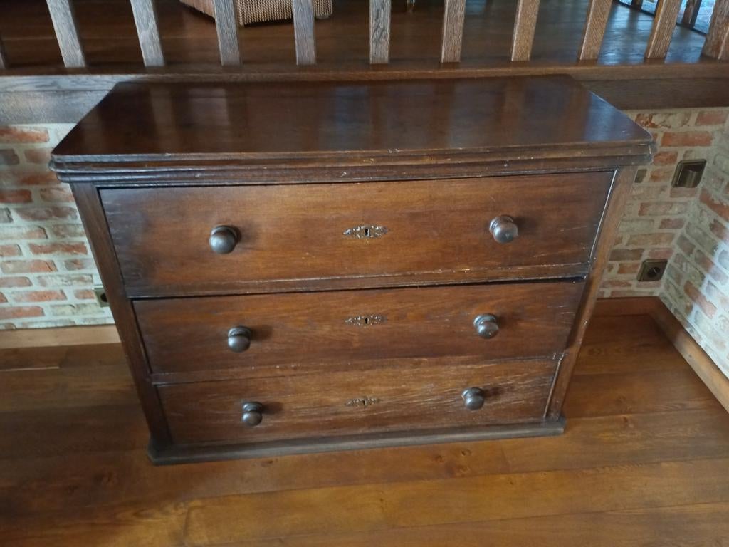 Antieke commode in eikenhout, Maison & Meubles, Armoires | Commodes, Enlèvement, Chêne