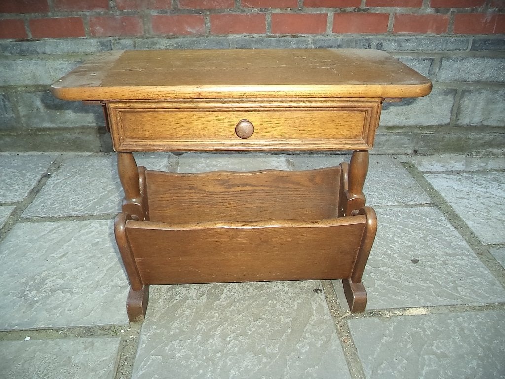 porte journaux, Enlèvement, Utilisé, Bois