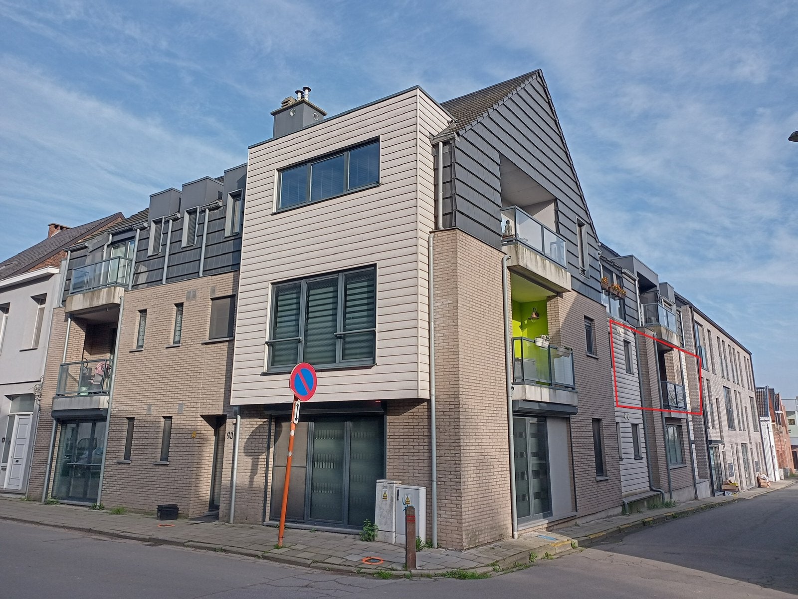 TE HUUR 2 slaapkamerappartement in Boom