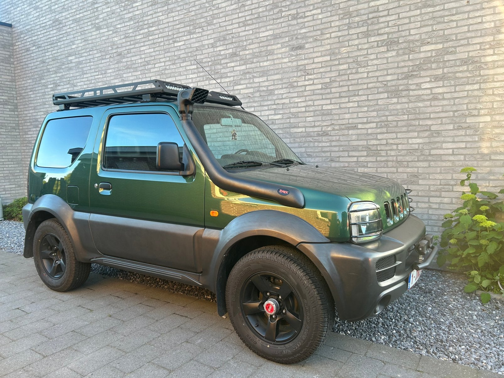 Suzuki Jimny, 0 kg, 4 zetels, Stof, 63 kW