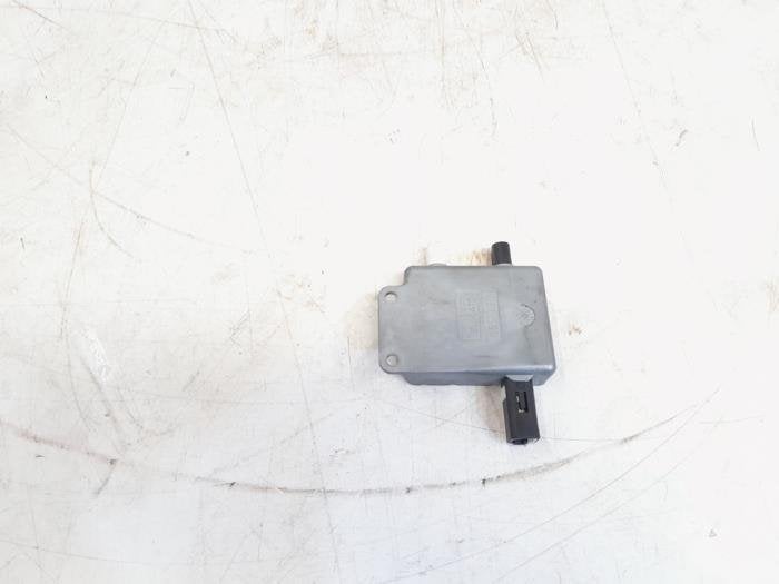 Antenne amplificateur d'un Mercedes A-Klasse, 3 mois de garantie, Utilisé, -, -