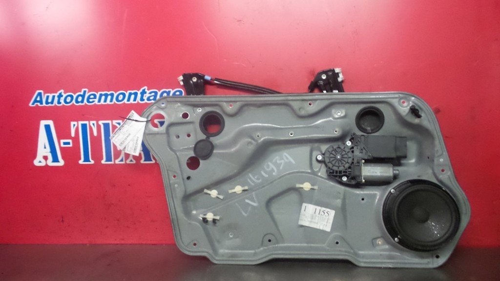 MOTEUR LEVE VITRE ELECTRIQUE Volkswagen Golf IV (1J1), Volkswagen, Volkswagen AG, Utilisé, Kundenbetreuung@volkswagen.de