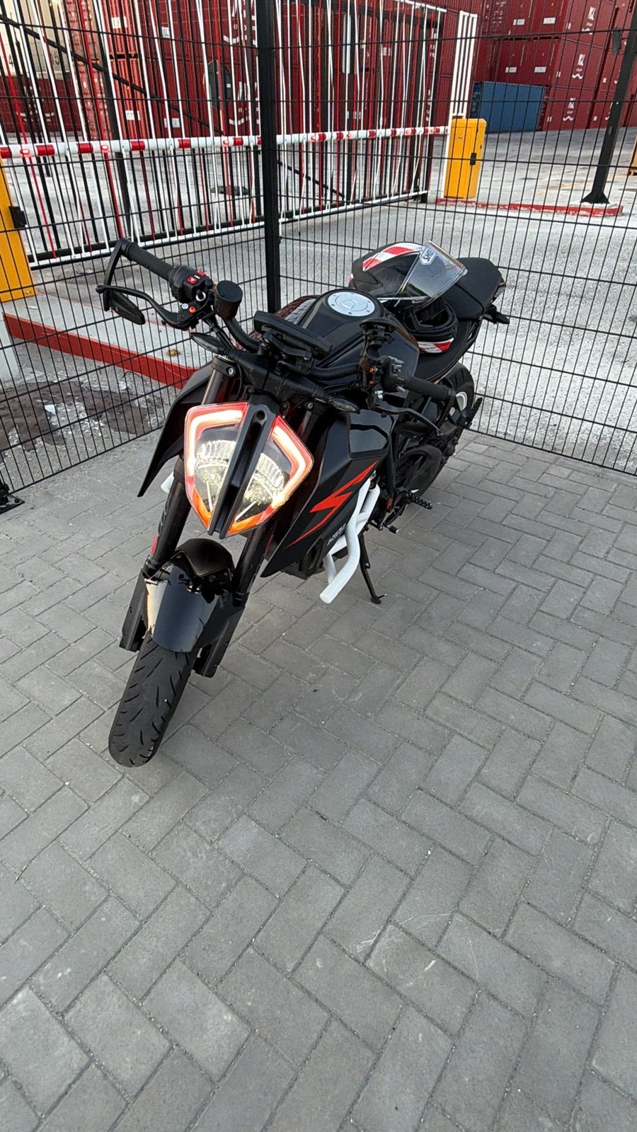 Superduke 1290, Motoren, 2 cilinders, Traction Control, Gebruikt, Particulier