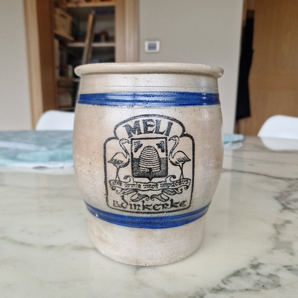 oude honingpot in zandsteen Meli   / Adinkerke, Enlèvement ou Envoi