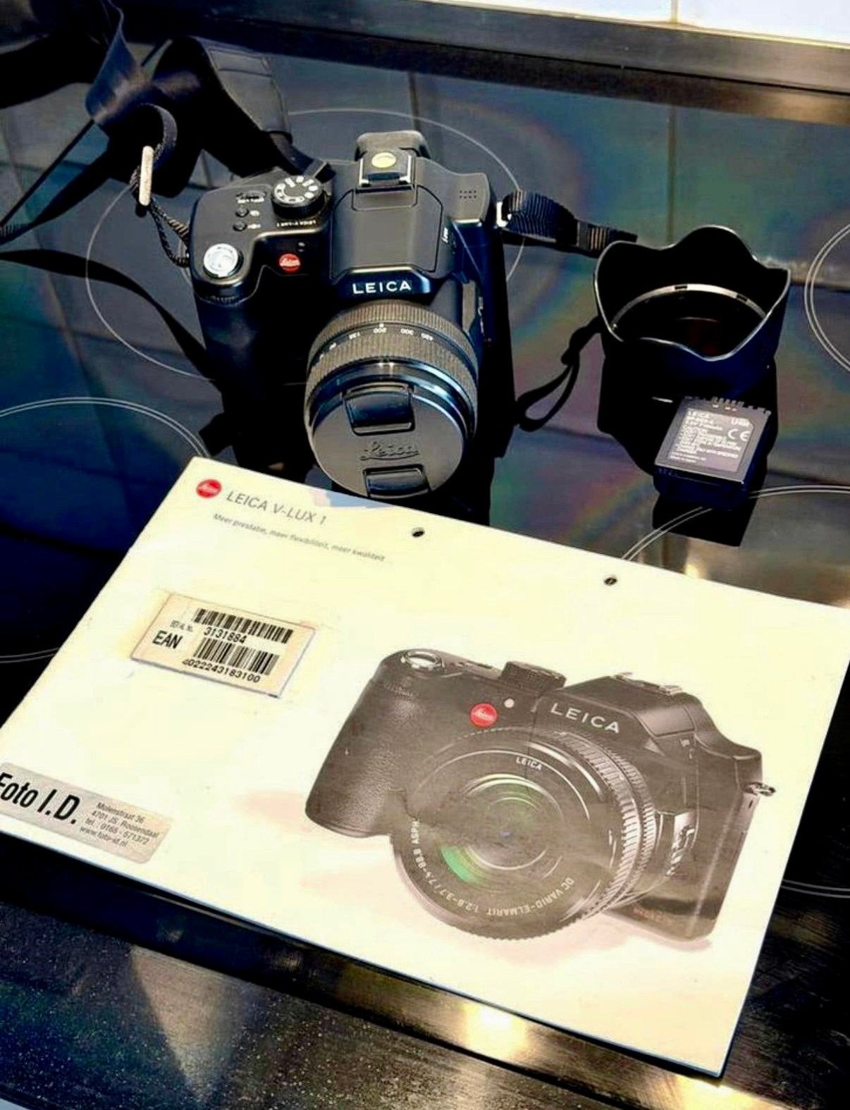 Leica V-LUX 1 digitale camera in zeer goede conditie ., Enlèvement, Comme neuf, Leica