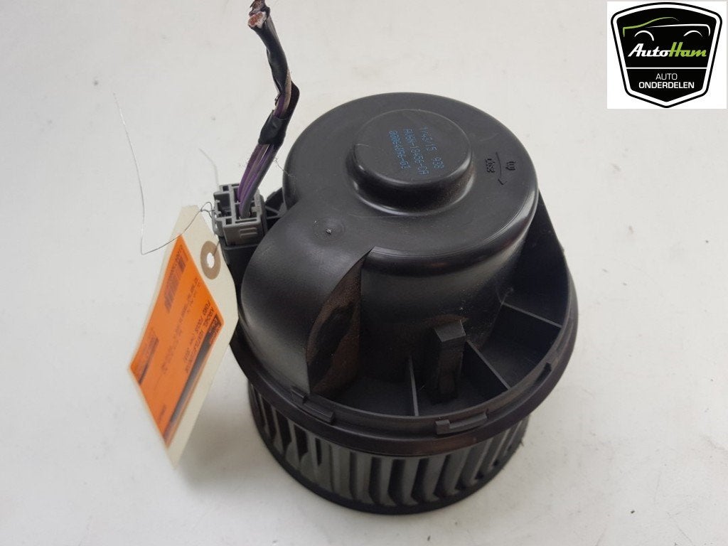 KACHEL VENTILATORMOTOR Ford Focus 3 Wagon (01-2010/02-2020), Gebruikt, Henry-Ford-Straße  1
50735  Köln, DE, Ford-Werke GmbH, Kunden@ford.com