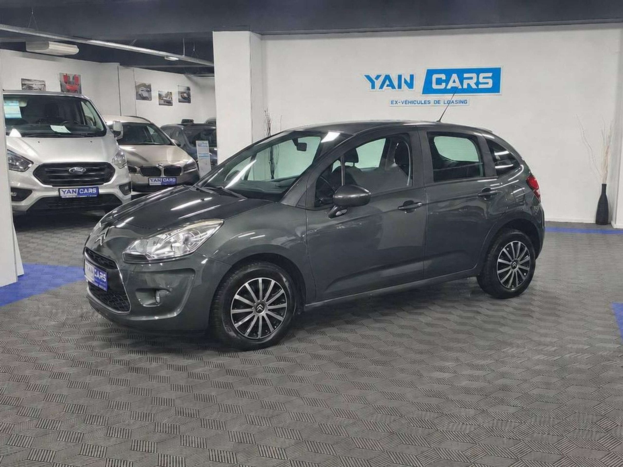 Citroën C3 1.1 essence - Carnet complet - Distribution fait, Autos, Citroën, 1124 cm³, Achat, https://public.car-pass.be/vhr/fc4d8e80-d825-4f38-9c51-2361a4e29172