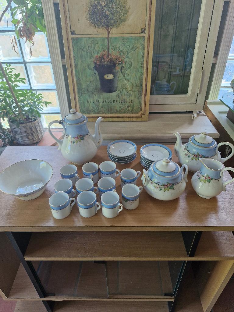 Service à café et thé porcelaine ancienne, Enlèvement
