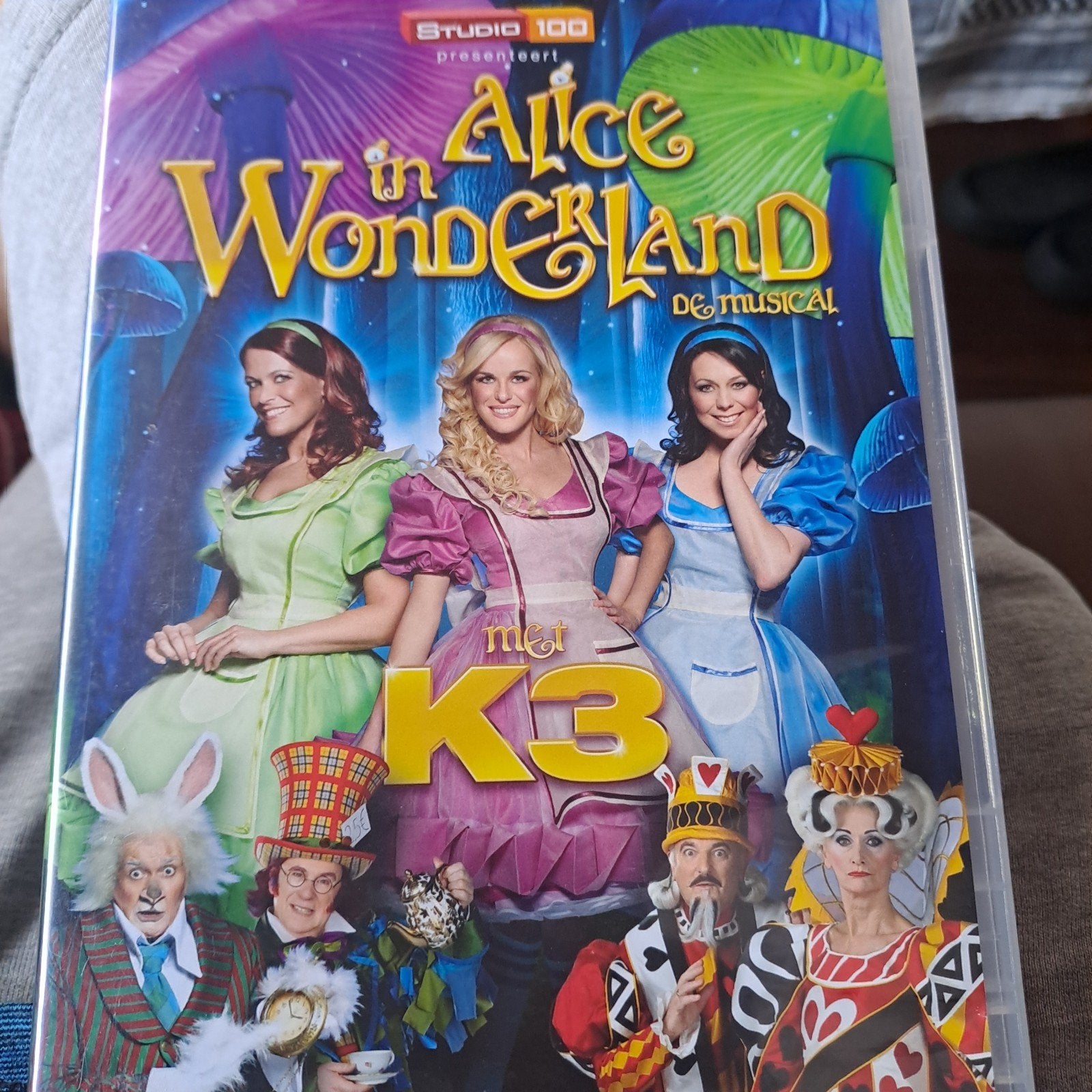 Studio 100 Alice is in wonderland dvd krasvrij 3eu, Alle leeftijden, Overige genres, Ophalen of Verzenden, Zo goed als nieuw