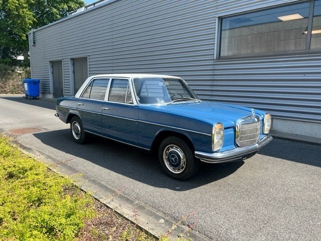 Mercedes 220 /8, Autos, Mercedes-Benz, Achat, Série 200, 4 portes, Entreprise