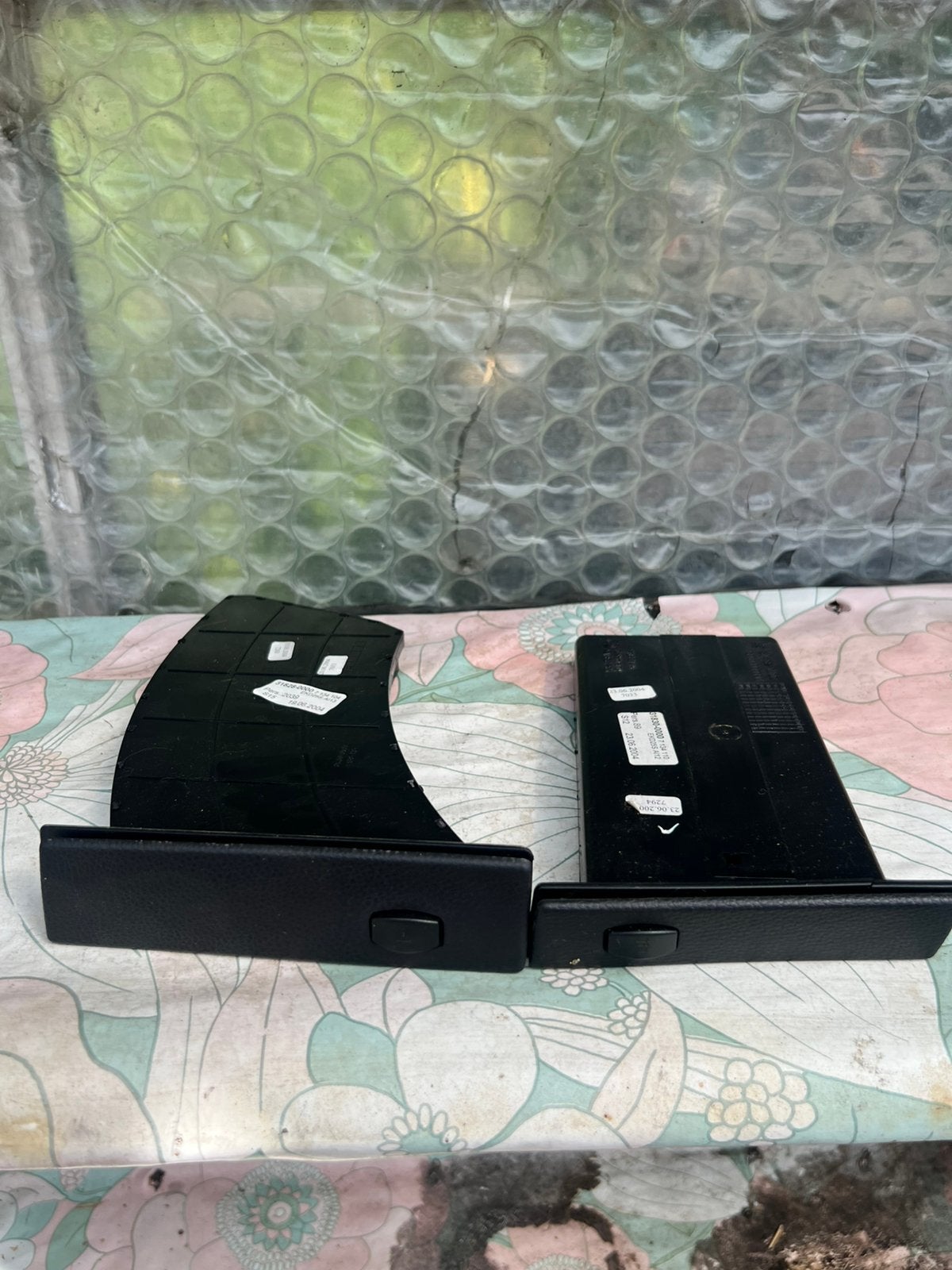Bmw e60 bekerhouders, Ophalen, BMW