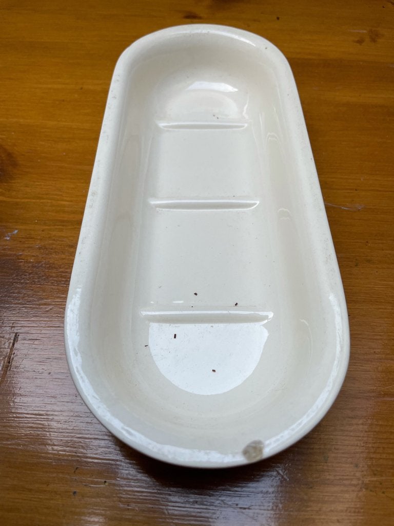 Set de toilette ancien, Enlèvement