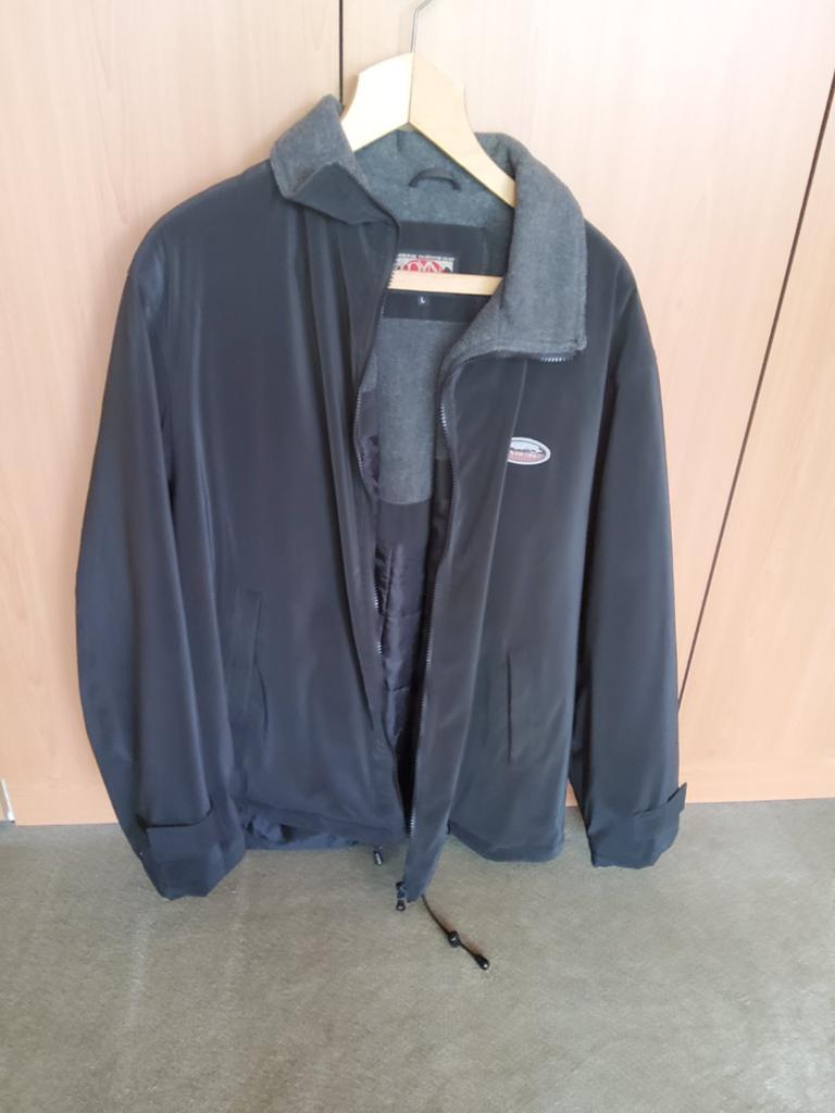 STYLE VESTE, CHAUD ET IMPERMÉABLE, Enlèvement