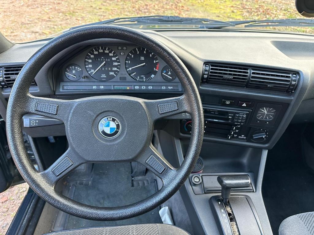 Bmw 320 automaat 4 deurs 6 cillinder, Auto's, BMW, Automaat, 4 deurs, Grijs, 6 cilinders