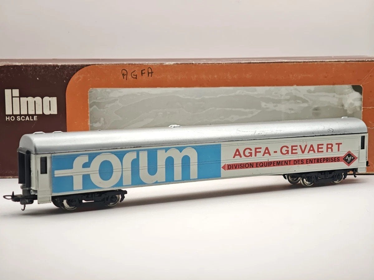Lima HO scale model train with Agfa-Gevaert branding., Hobby & Loisirs créatifs, Trains miniatures | Échelle N, Envoi, Lima