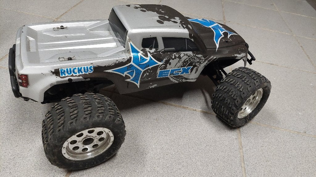 RC auto, Auto offroad, Zo goed als nieuw, Schaal 1:10, RTR (Ready to Run)