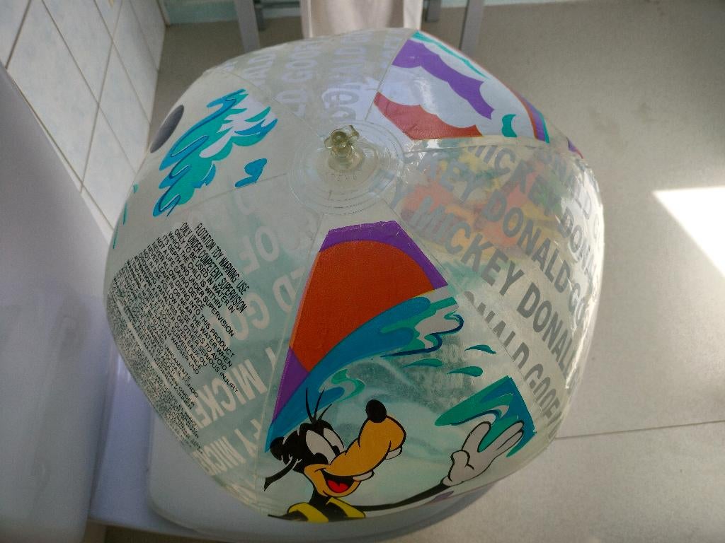 strandbal Mickey Goofy 40cm diam disney strand zwembad, Enlèvement ou Envoi, Utilisé