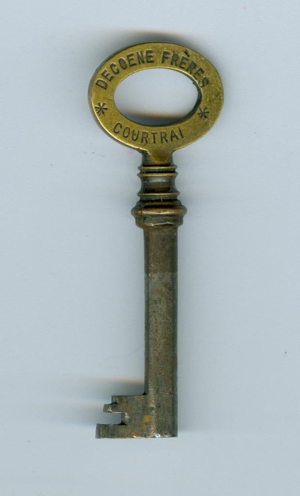 De Coene SLEUTEL 1920 Decoene Kortrijk, L67 x B24  x D10 mm, Ophalen