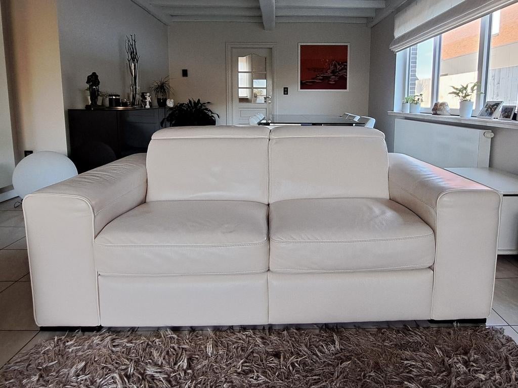 NATUZZI zetel - 2,5 zit - licht crème -weinig gebruikt, Maison & Meubles, Canapés | Salons, Enlèvement