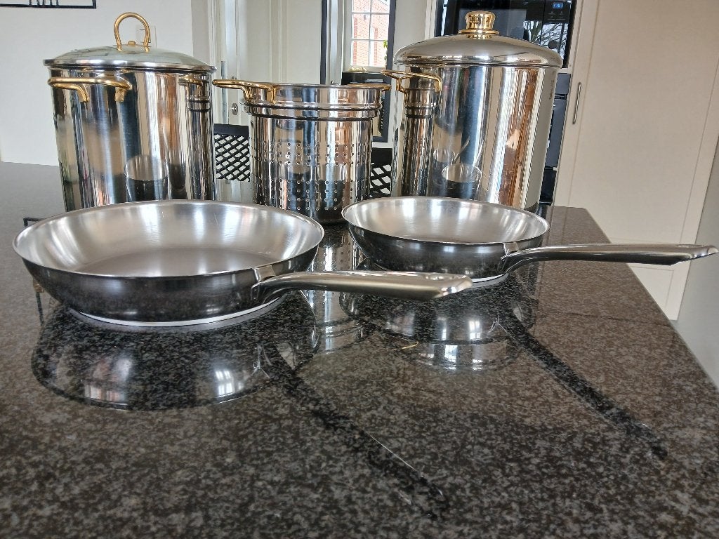 Kookpot, pasta pot + pannen (4 delig), Huis en Inrichting, Keuken | Potten en Pannen, Ophalen, Inox, Keramische plaat, Pannenset