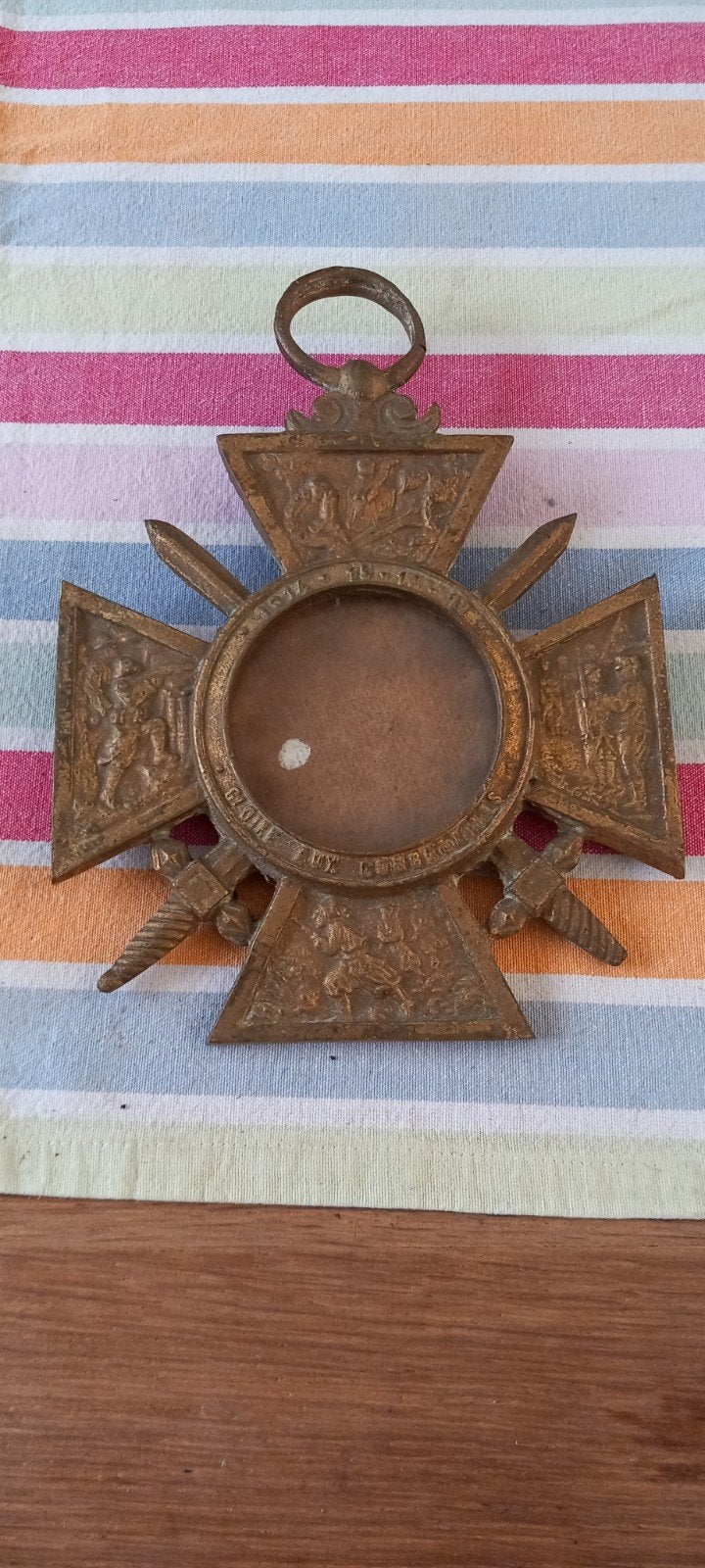 === Cadre belge de la Première Guerre mondiale 1914-1917 ===, Collections, Enlèvement ou Envoi, Armée de terre, Emblème ou Badge