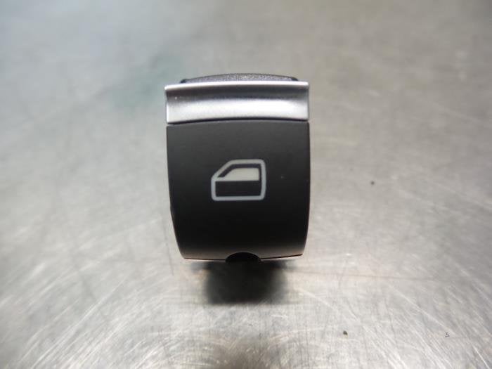 Commutateur vitre électrique d'un Audi A3 (A3 03-), -, 3 mois de garantie, Utilisé, -