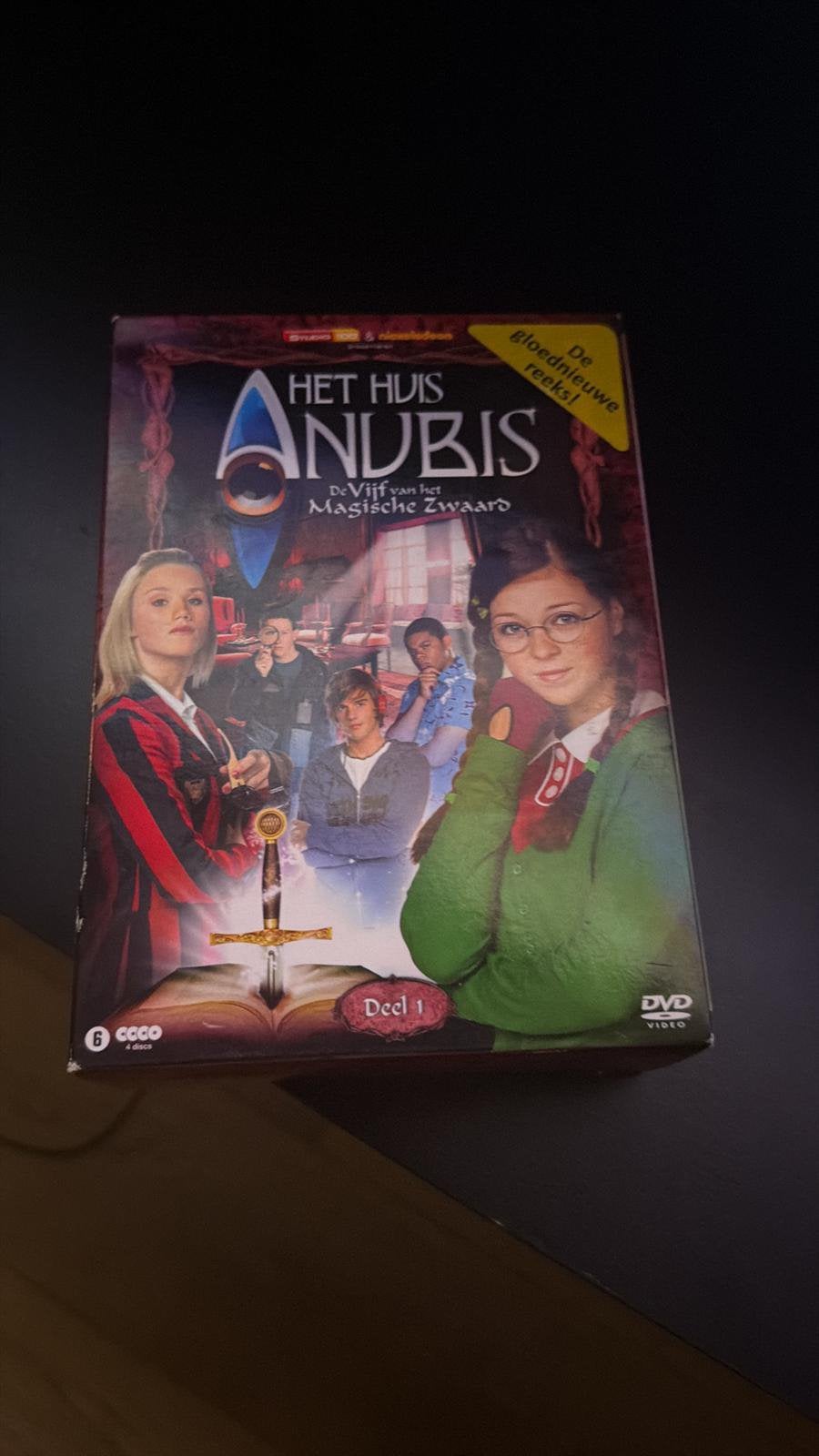 huis Anubis vijf van het magische zwaard seizoen 1 compleet, Enlèvement ou Envoi, Tous les âges, Coffret, Comme neuf