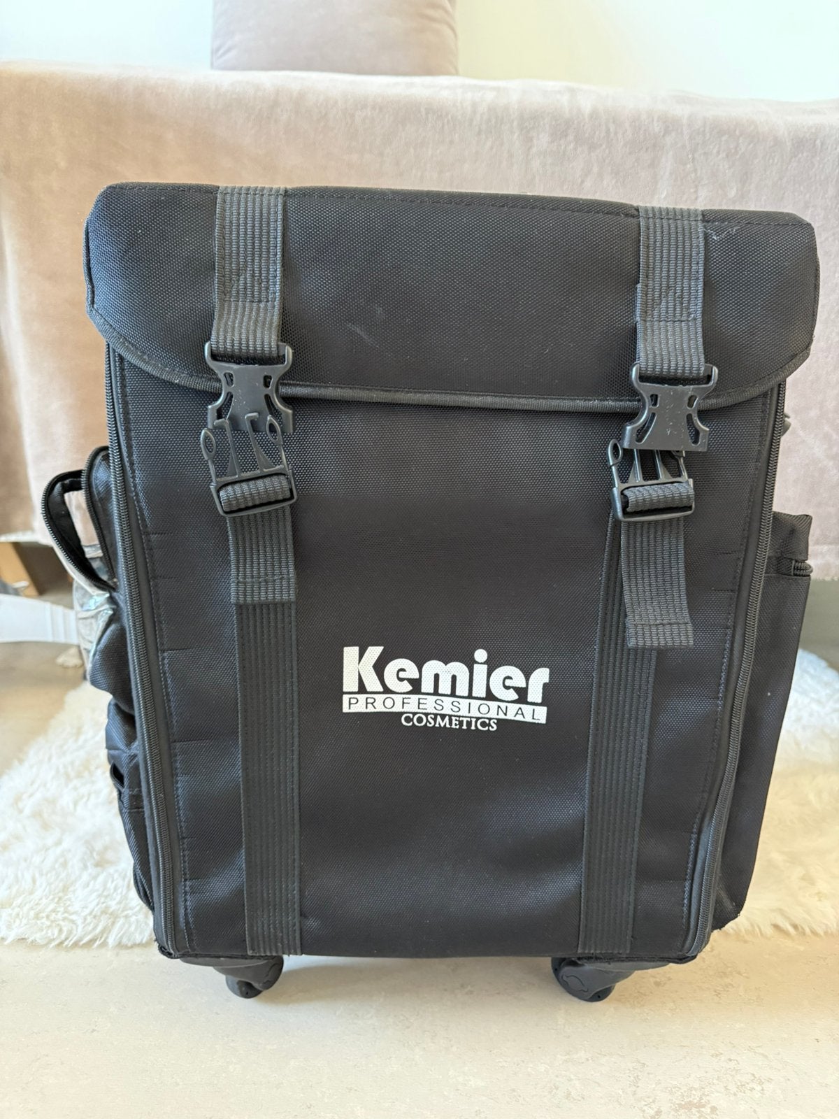 Kemier kofferwagen — schoonheid/haarstyling/make-up, Ophalen, Zo goed als nieuw, Zwart, Make-up