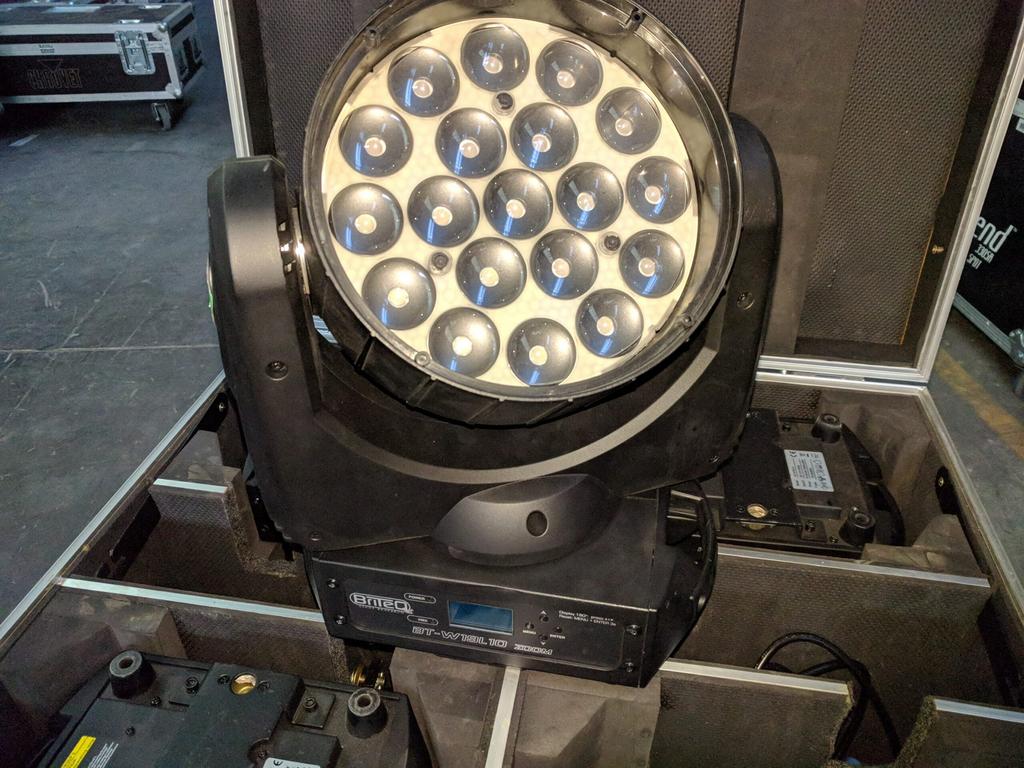 4x Briteq BT-W19L10Zoom, Muziek en Instrumenten, Ophalen, Gebruikt, Licht