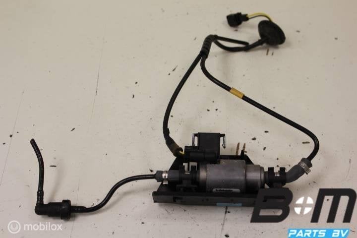 Afzuigeenheid met doseerpomp VW Passat B7 2.0 TDI 3AA201607E, Gebruikt