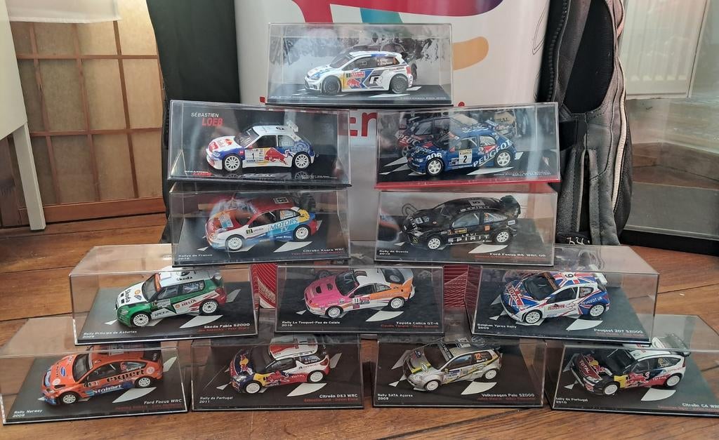 Modelisme 12 voitures de rallye