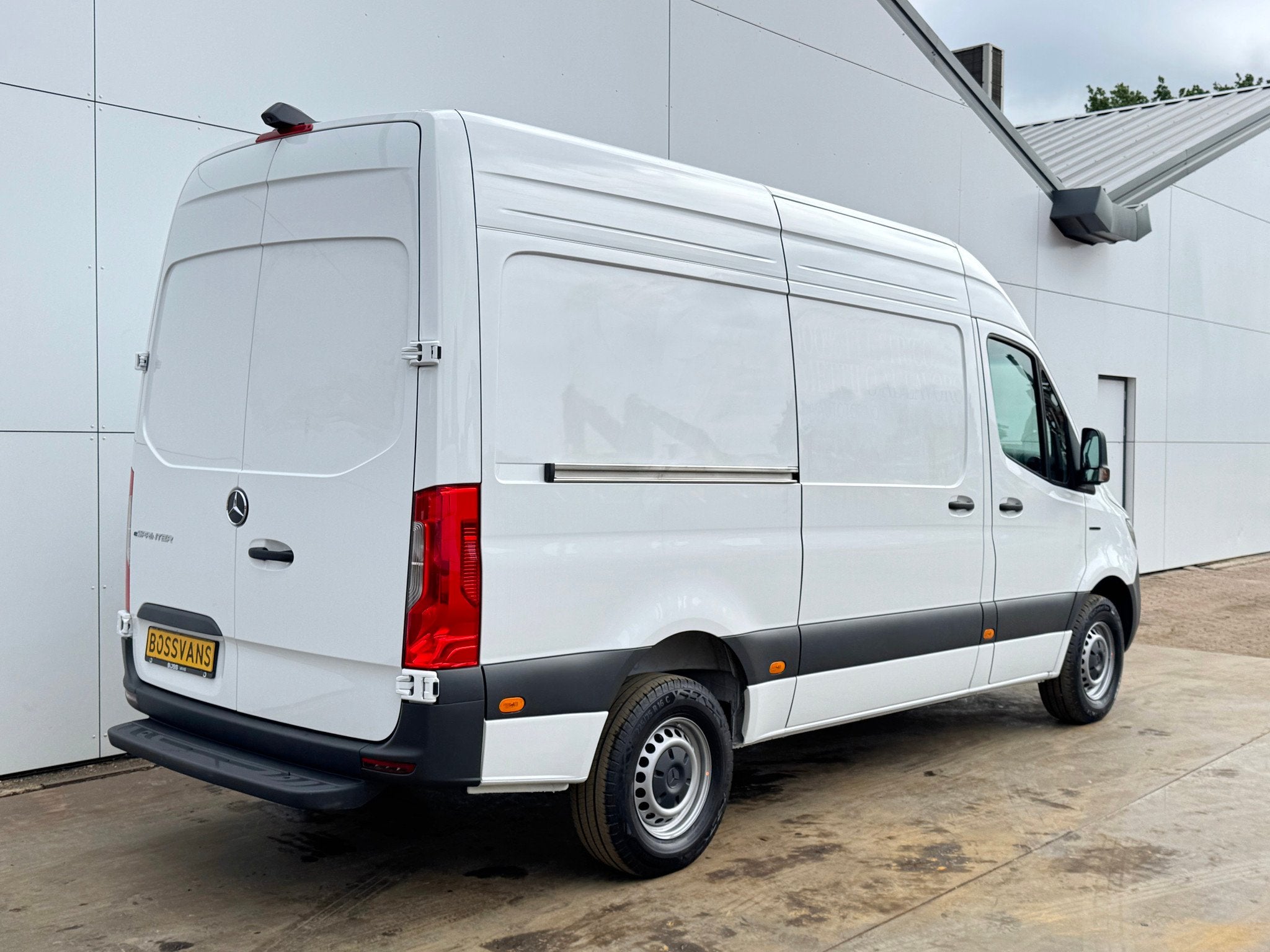 313km WLTP 2000kg Trekvermogen L2 Snelladen Adaptieve Cruise, 100 kW, Achat, Entreprise, 136 ch