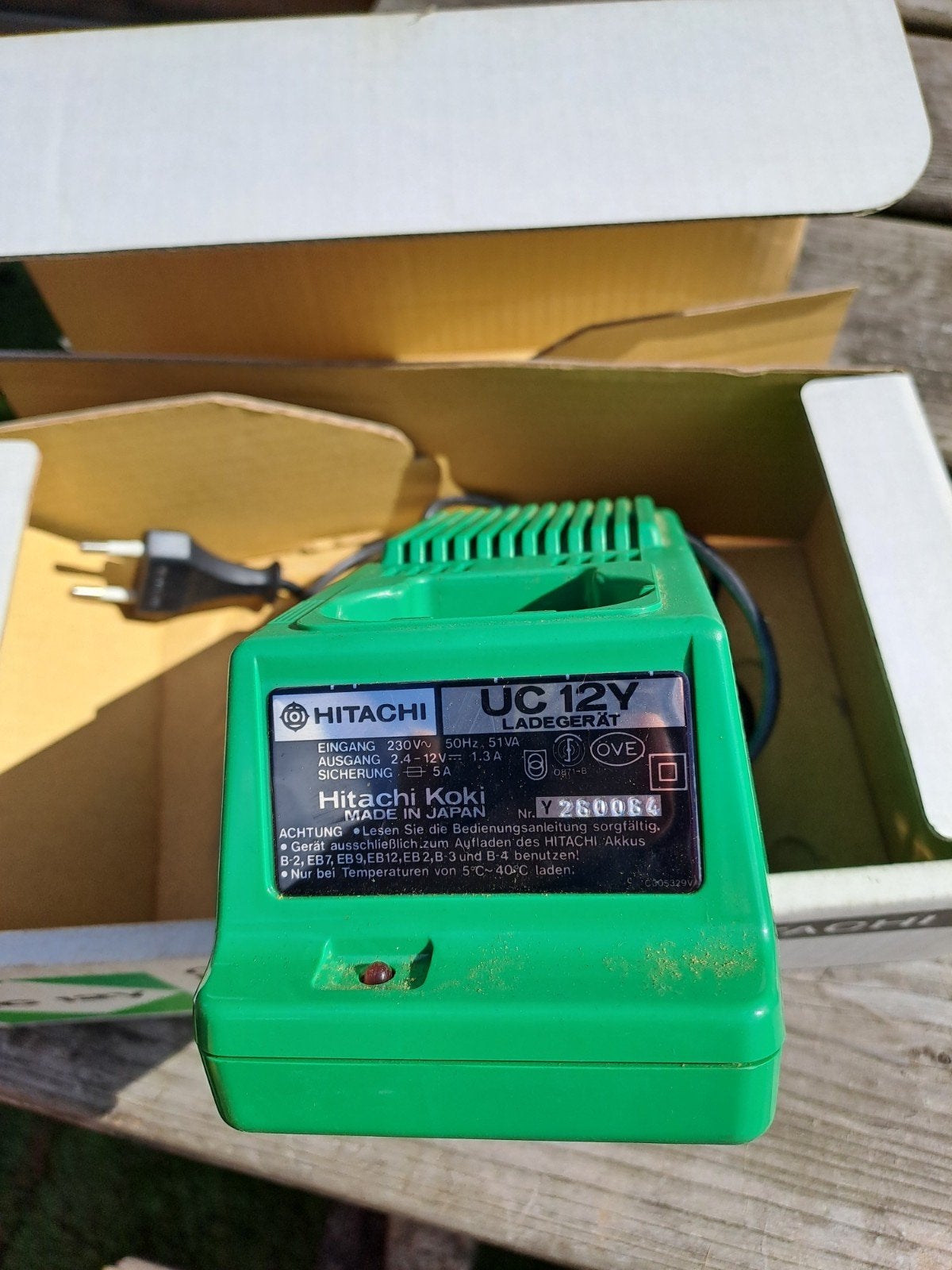 te koop oplader Hitachi, Ophalen, Nieuw