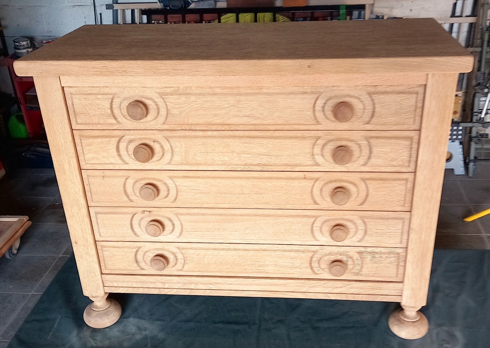 ancienne commode aerogommer en chêne, Maison & Meubles, 5 tiroirs ou plus, Enlèvement, Utilisé, Chêne