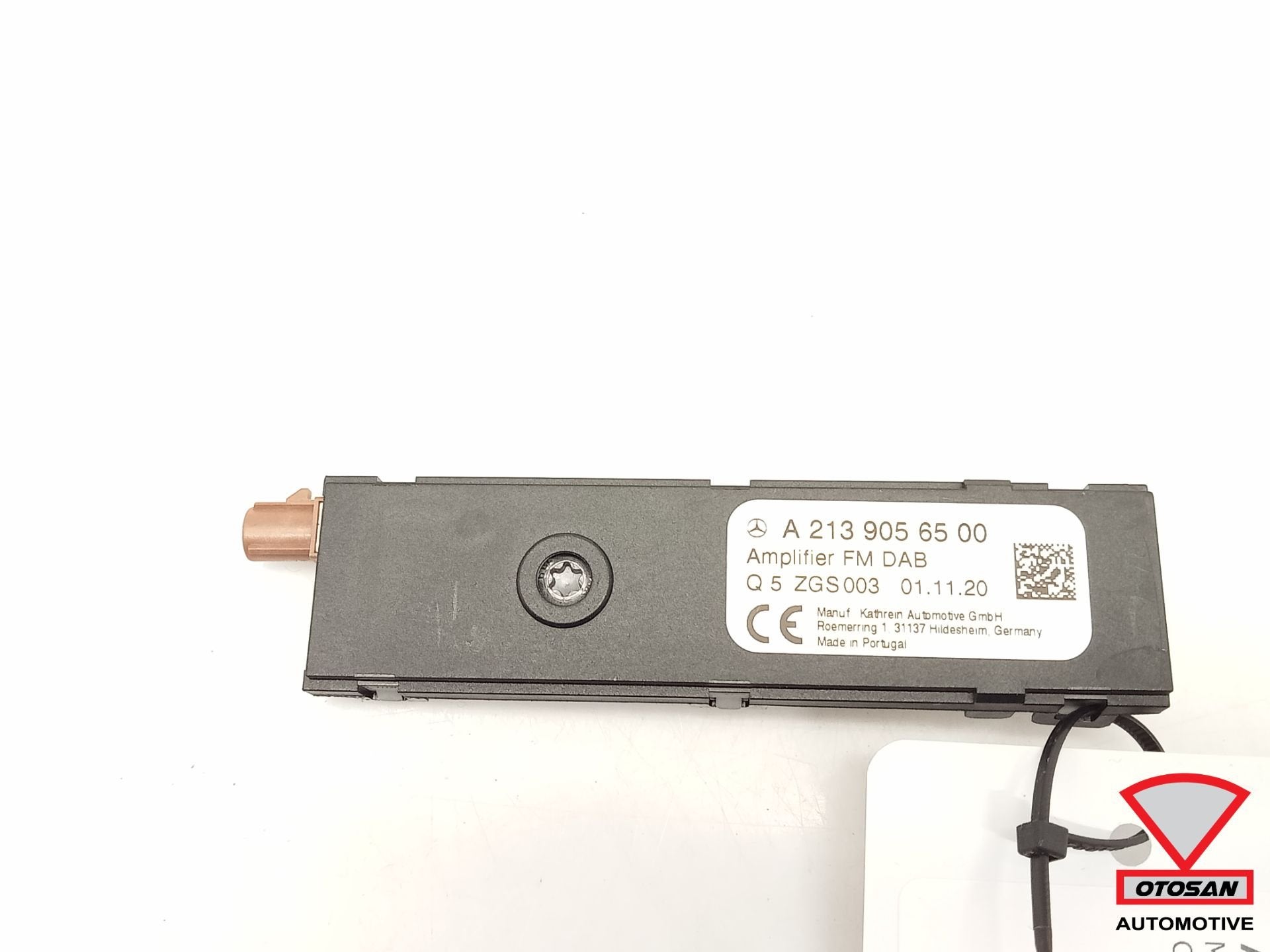 Amplificateur d'antenne DAB Mercedes Diverse A2139056500, Mercedes-Benz AG, Mercedes-Benz, Utilisé, Mercedesstrasse 120
70372  Stuttgart, DE