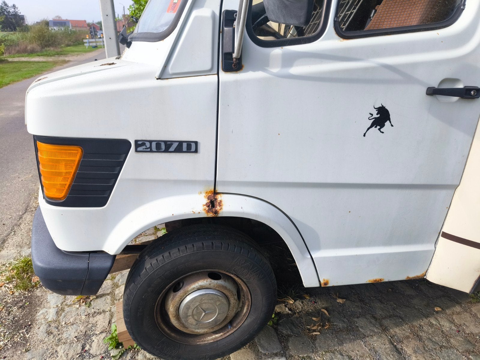 Mercedes 207D mobilhome (1982), Alkoof, Ringverwarming, Mercedes-Benz, Particulier