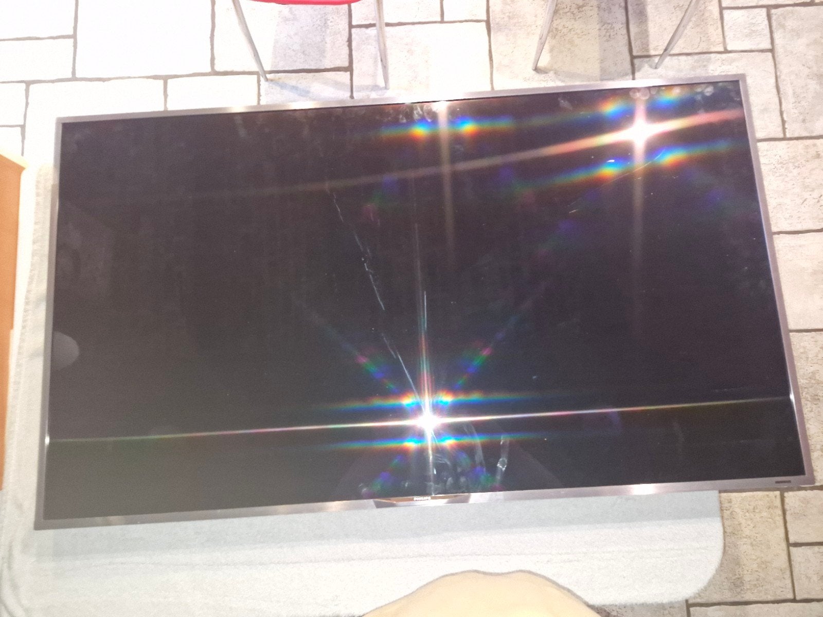 Tv Philips 140 cm pour pièces. Carte mère à remplacer, TV, Hi-fi & Vidéo, Enlèvement, 100 Hz, Philips, Smart TV